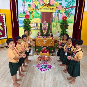 ಸಹಸ್ರ ಕರಗಳಿಂದ ಪುಷ್ಪಾರ್ಚನೆ